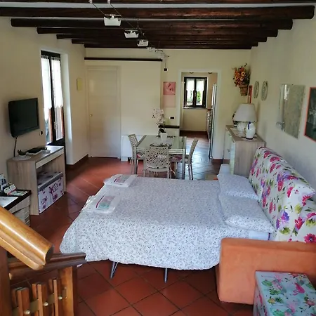 Holiday home Casa Anna, Fantastica A 10 Minuti Dalle Isole Borromee Con Giardino Recintato, Posteggio Privato, Aria Condizionata, Animali Ammessi